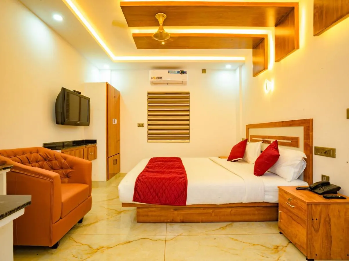 Marina Suites Airport Hotel Kochi